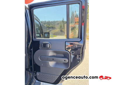 Jeep Wrangler Unlimited — 30