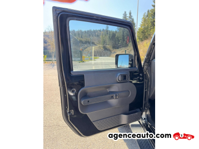 Jeep Wrangler Unlimited — 28