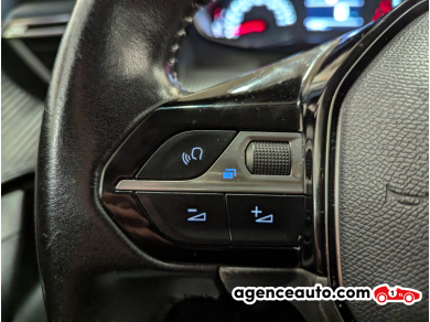 Peugeot 2008 — 15