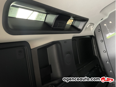 Land Rover Defender — 29