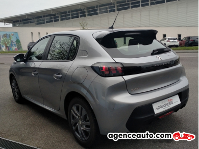 Peugeot 208 — 5