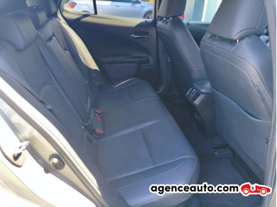 Lexus UX — 21