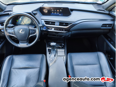Lexus UX — 10