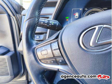 Lexus UX — 14