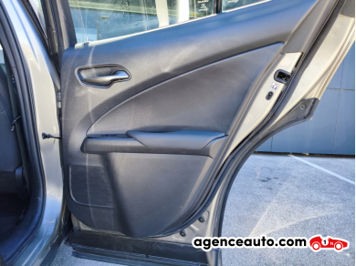Lexus UX — 29