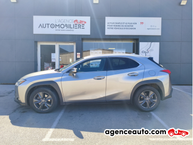 Lexus UX — 4
