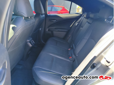 Lexus UX — 20