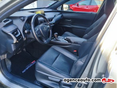 Lexus UX — 9
