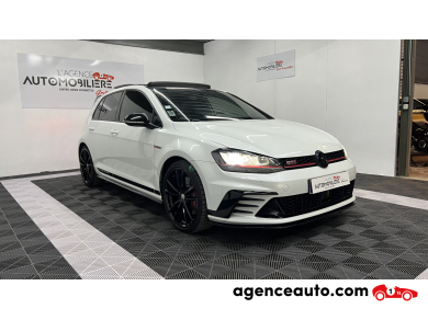 Volkswagen Golf — 3