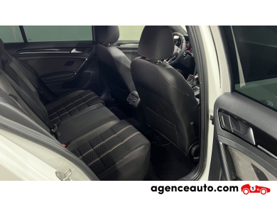 Volkswagen Golf — 15