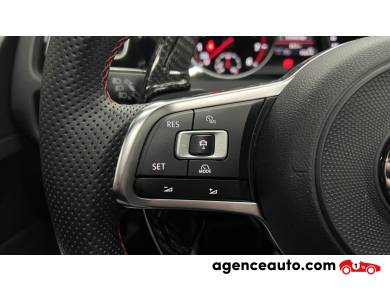 Volkswagen Golf — 22