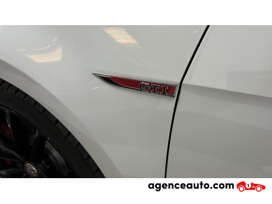 Volkswagen Golf — 29