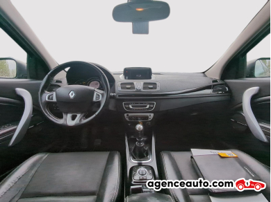 Renault Megane — 12
