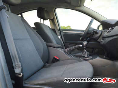 Renault Laguna — 16