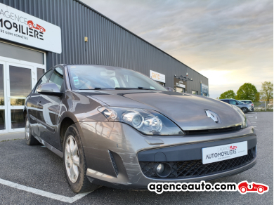 Renault Laguna — 3