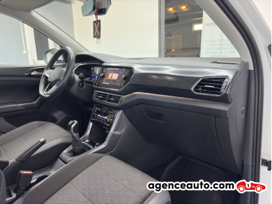 Volkswagen T-Cross — 15