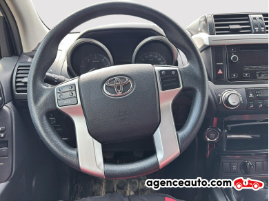Toyota Land Cruiser — 10