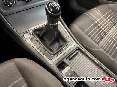 Volkswagen Golf — 21