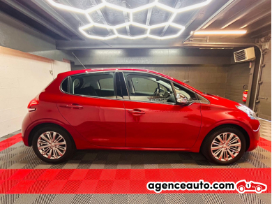 Peugeot 208 — 4