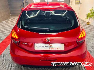 Peugeot 208 — 6