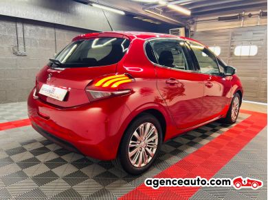 Peugeot 208 — 5