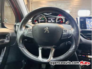 Peugeot 208 — 12