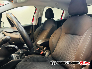 Peugeot 208 — 9