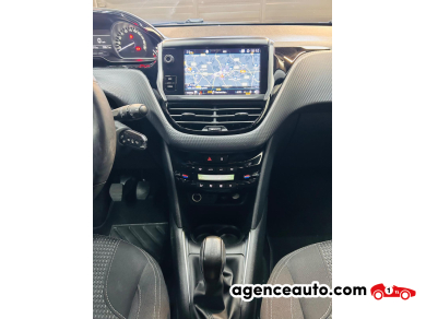 Peugeot 208 — 13
