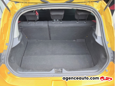 Renault Clio — 19