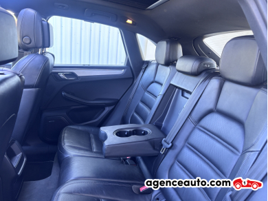 Porsche Macan — 18