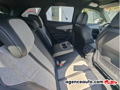 Peugeot 3008 HYbrid4 — 13