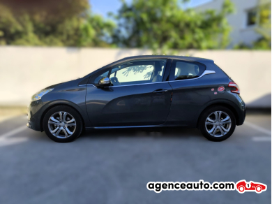 Peugeot 208 — 2