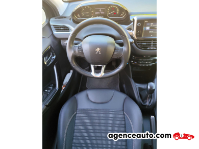 Peugeot 208 — 18