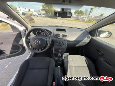 Renault Clio — 13