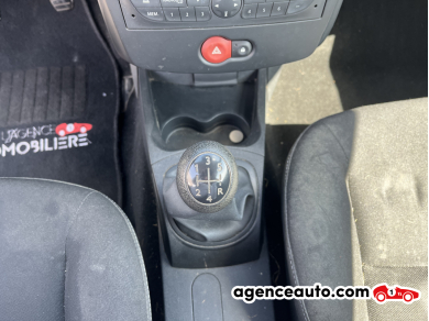 Renault Clio — 26
