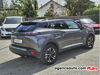Peugeot 2008 — 8