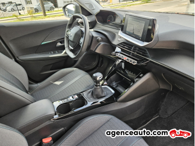 Peugeot 2008 — 12