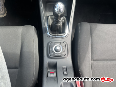 Renault RENAULT MEGANE III — 19