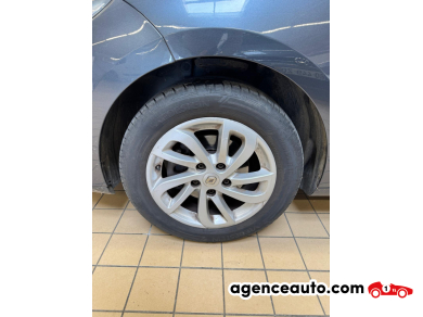 Renault Megane Estate — 28