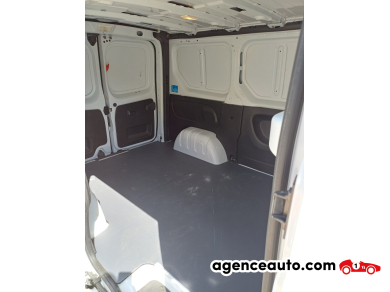 Renault Trafic — 23
