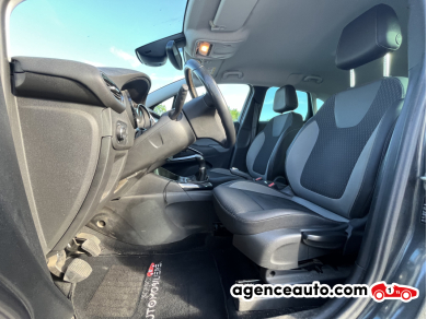 Opel Crossland x — 12