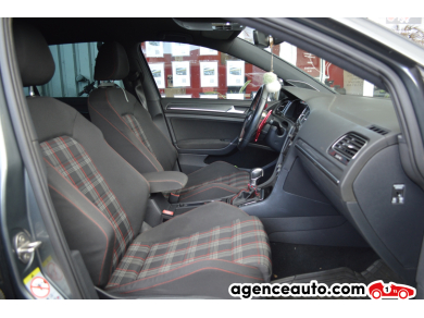 Volkswagen Golf — 10