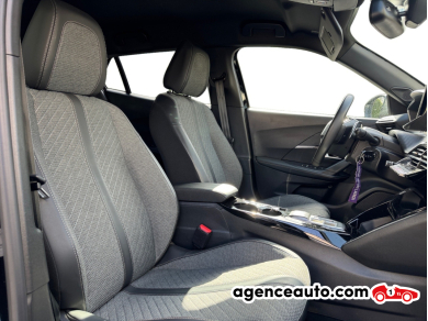 Peugeot 2008 — 12