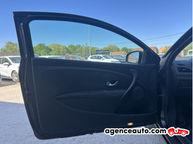 Renault Megane coupe — 30