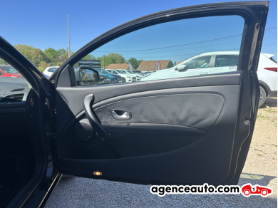 Renault Megane coupe — 31