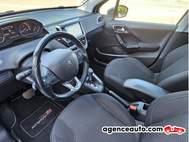 Peugeot 208 — 9