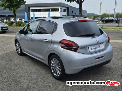 Peugeot 208 — 6
