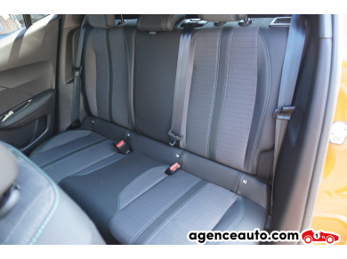 Peugeot 2008 — 12