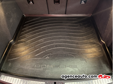 Porsche Macan — 26