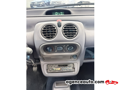 Renault Twingo — 17